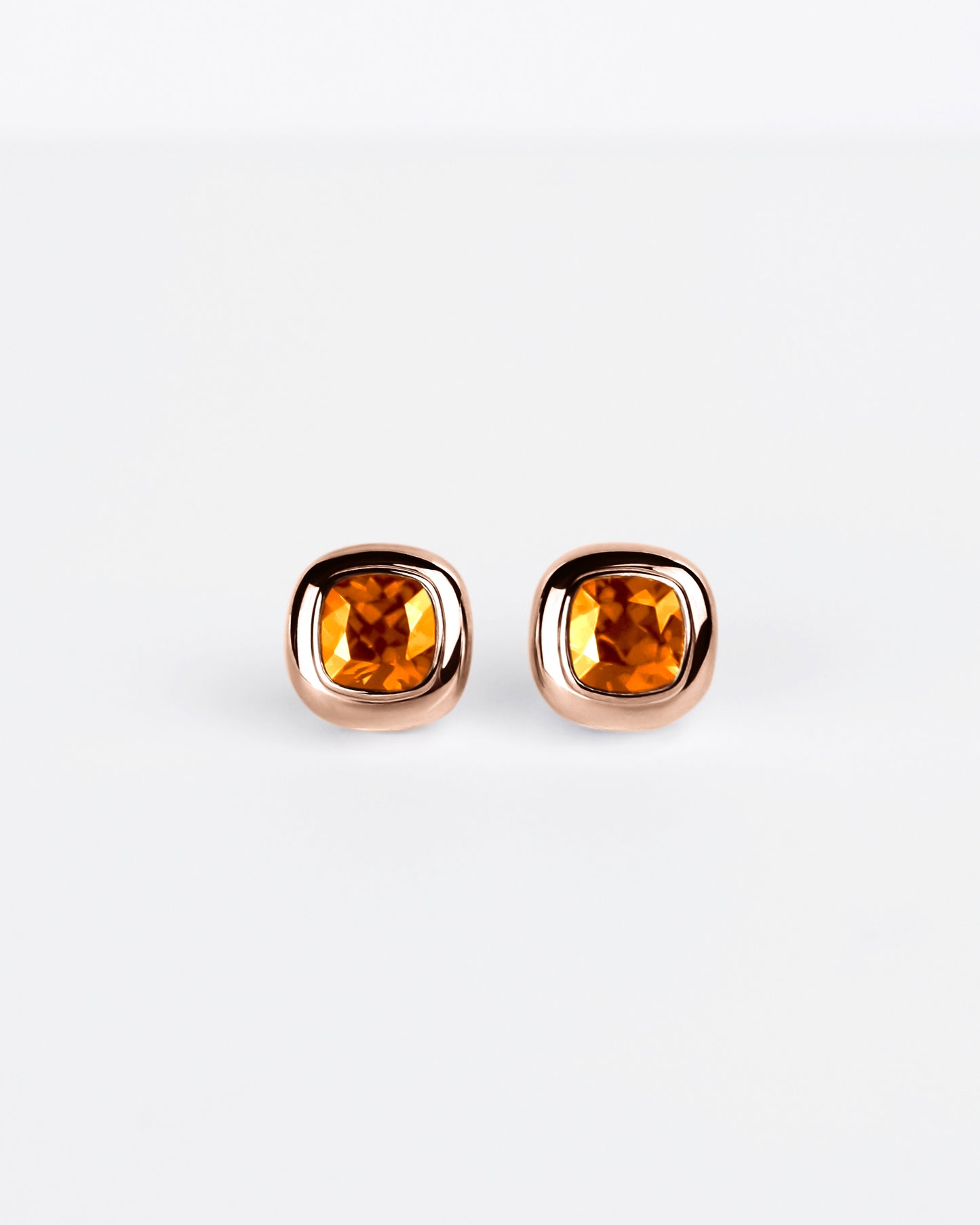 Large Puff Stud Earrings in 18K Gold