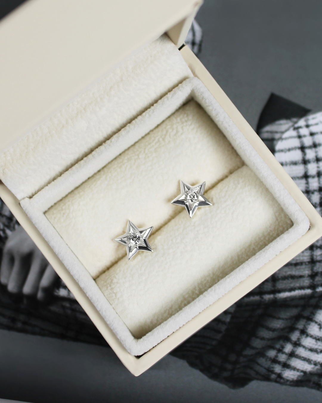 Diamond Star Stud Earrings in 18K Gold
