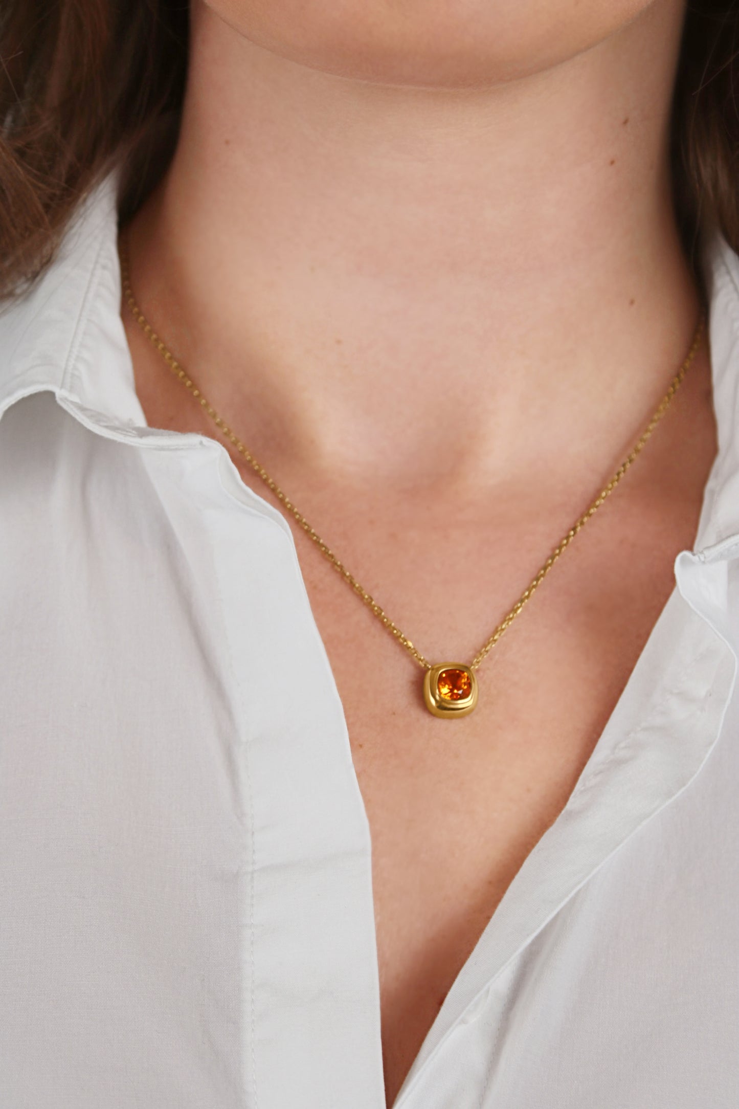 Large Puff Pendant in 18K Gold