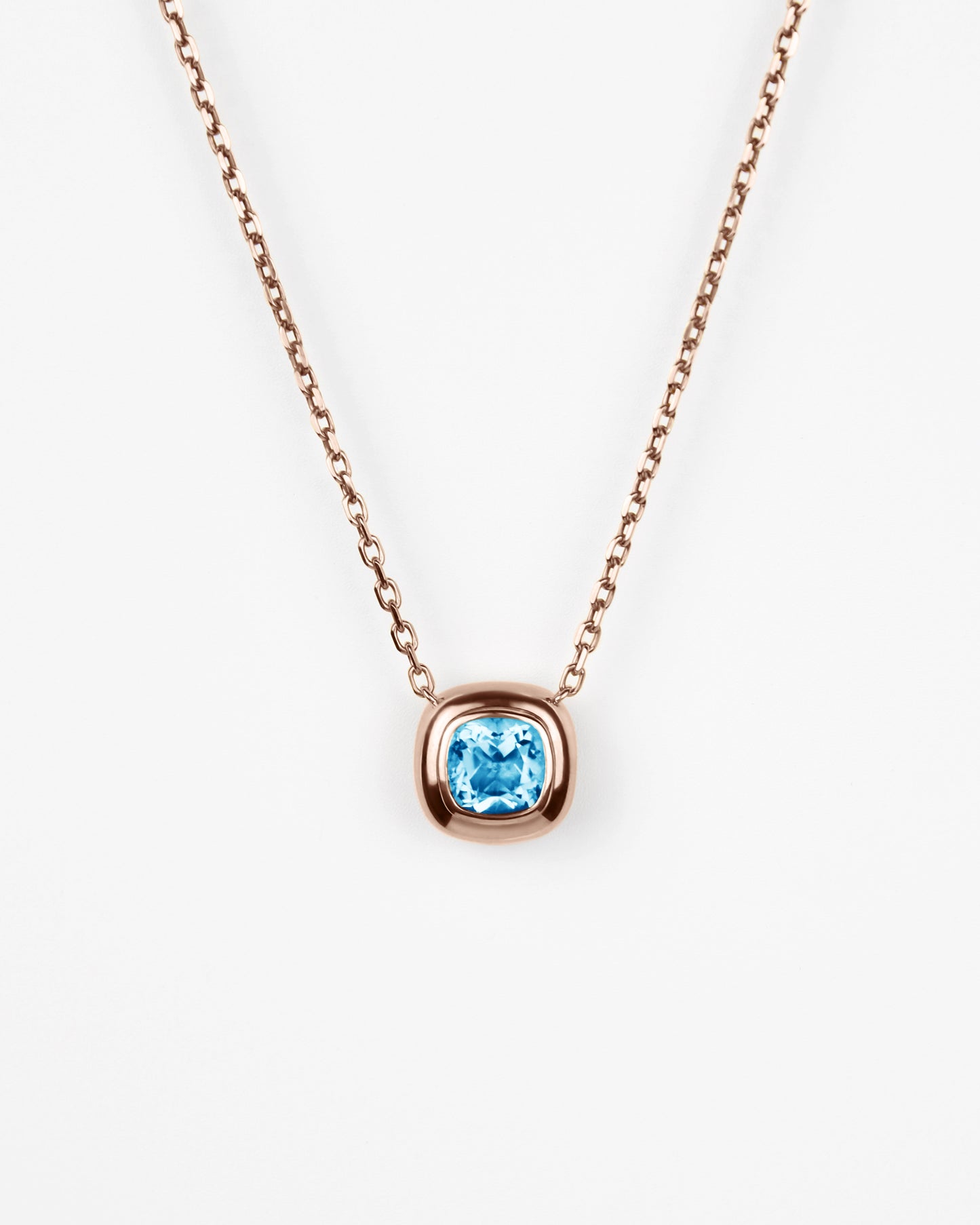 Large Puff Pendant in 18K Gold