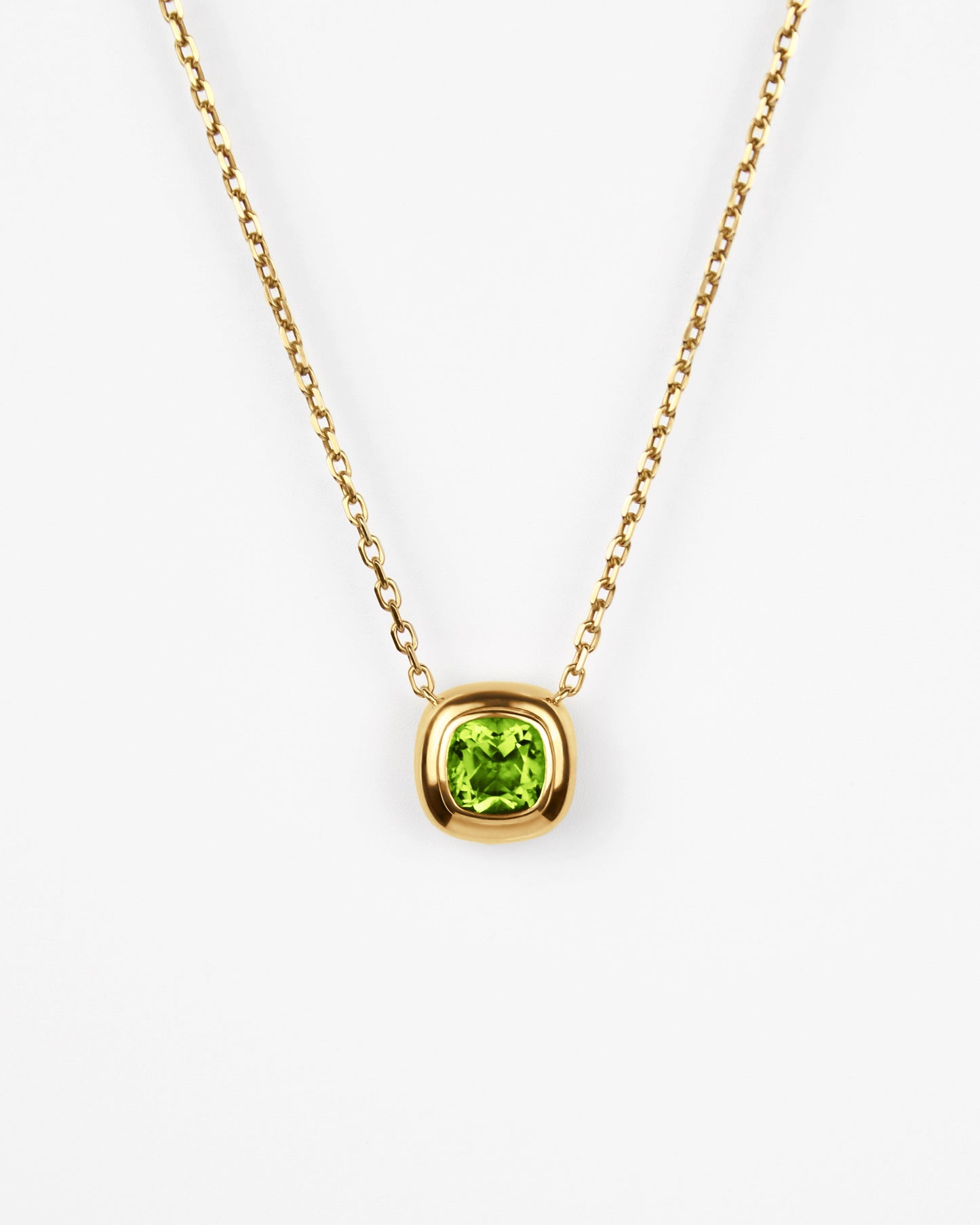 Large Puff Pendant in 18K Gold