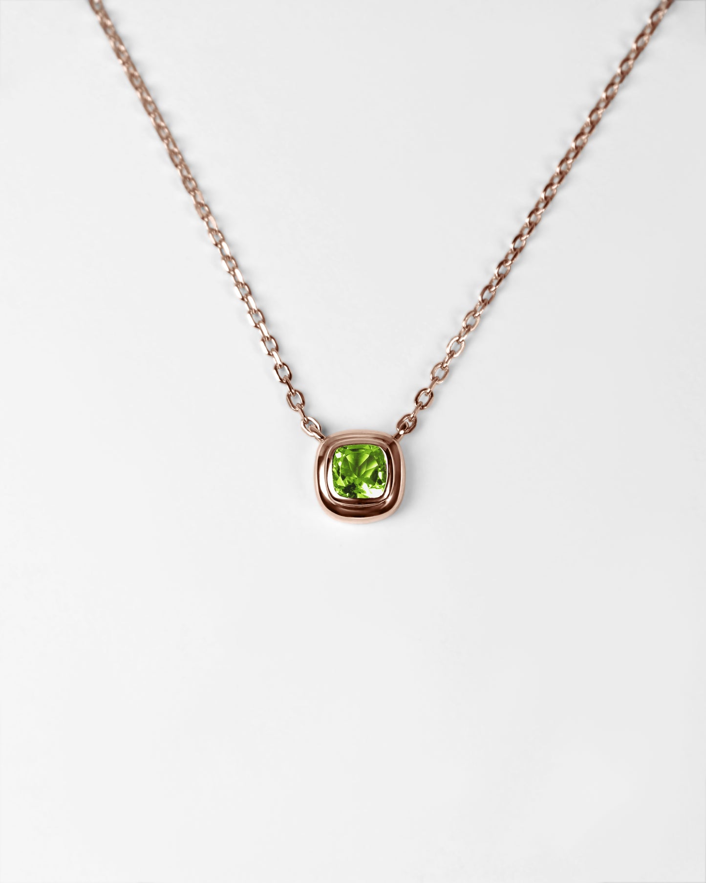 Puff Pendant in 18K Gold