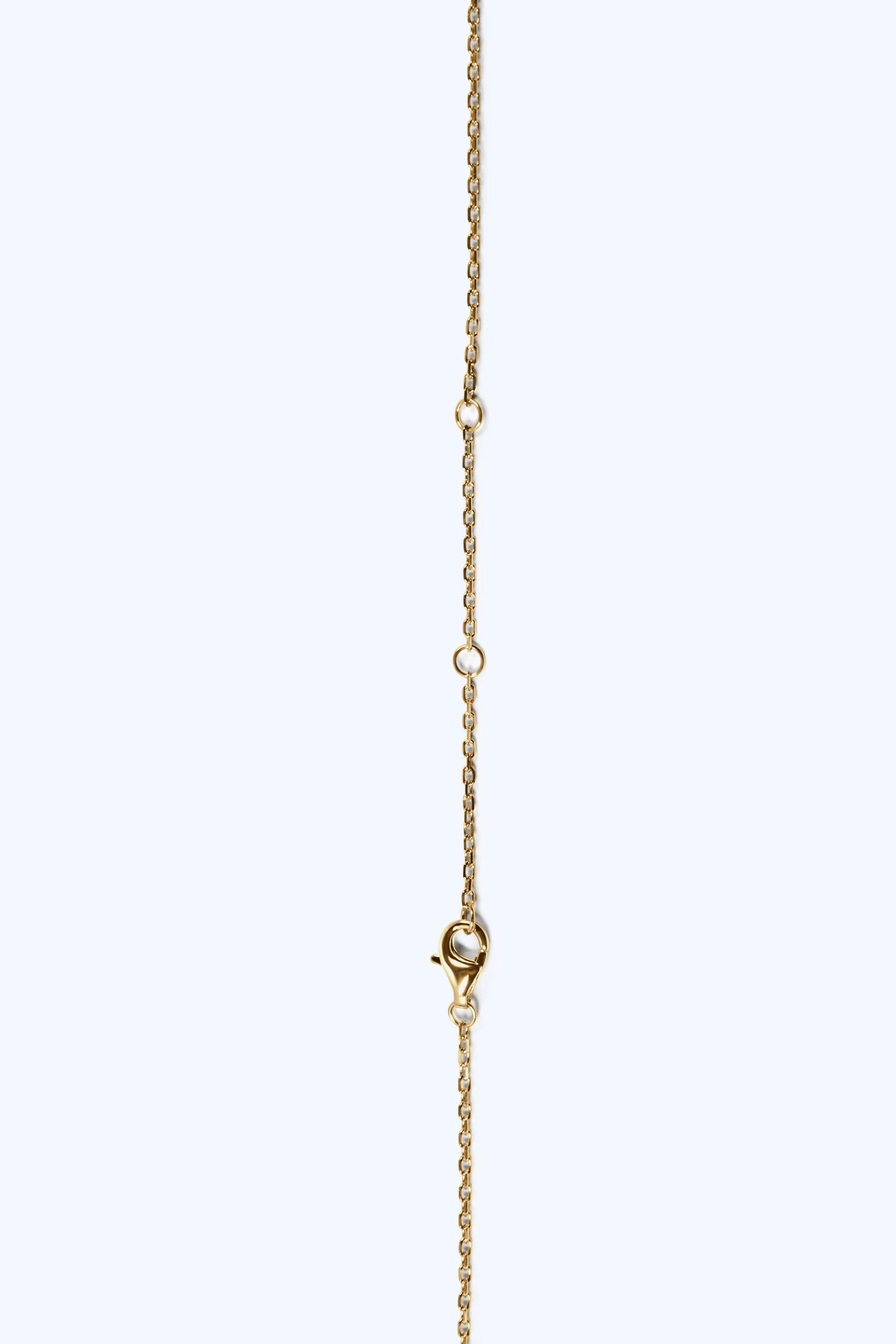 Diamond Heart Pendant in 18K Gold
