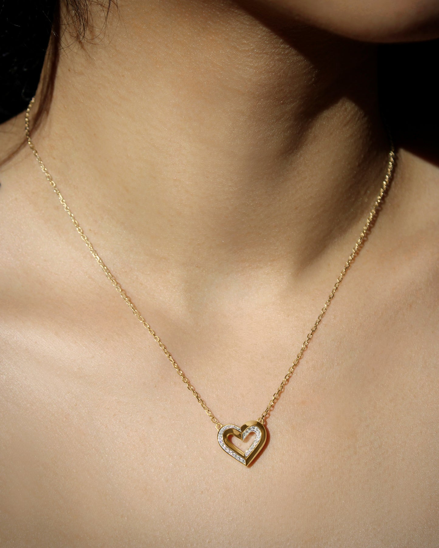 Diamond Heart Pendant in 18K Gold