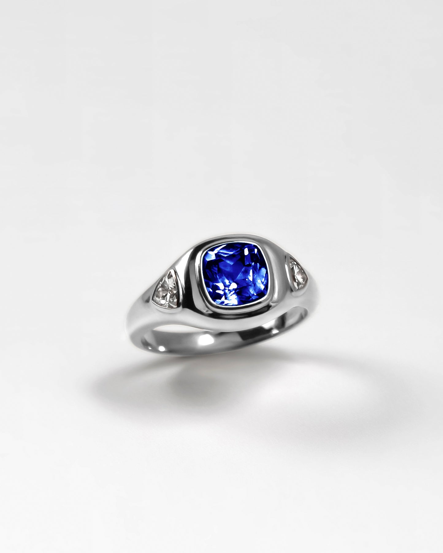 Puff Ring in 18K Gold