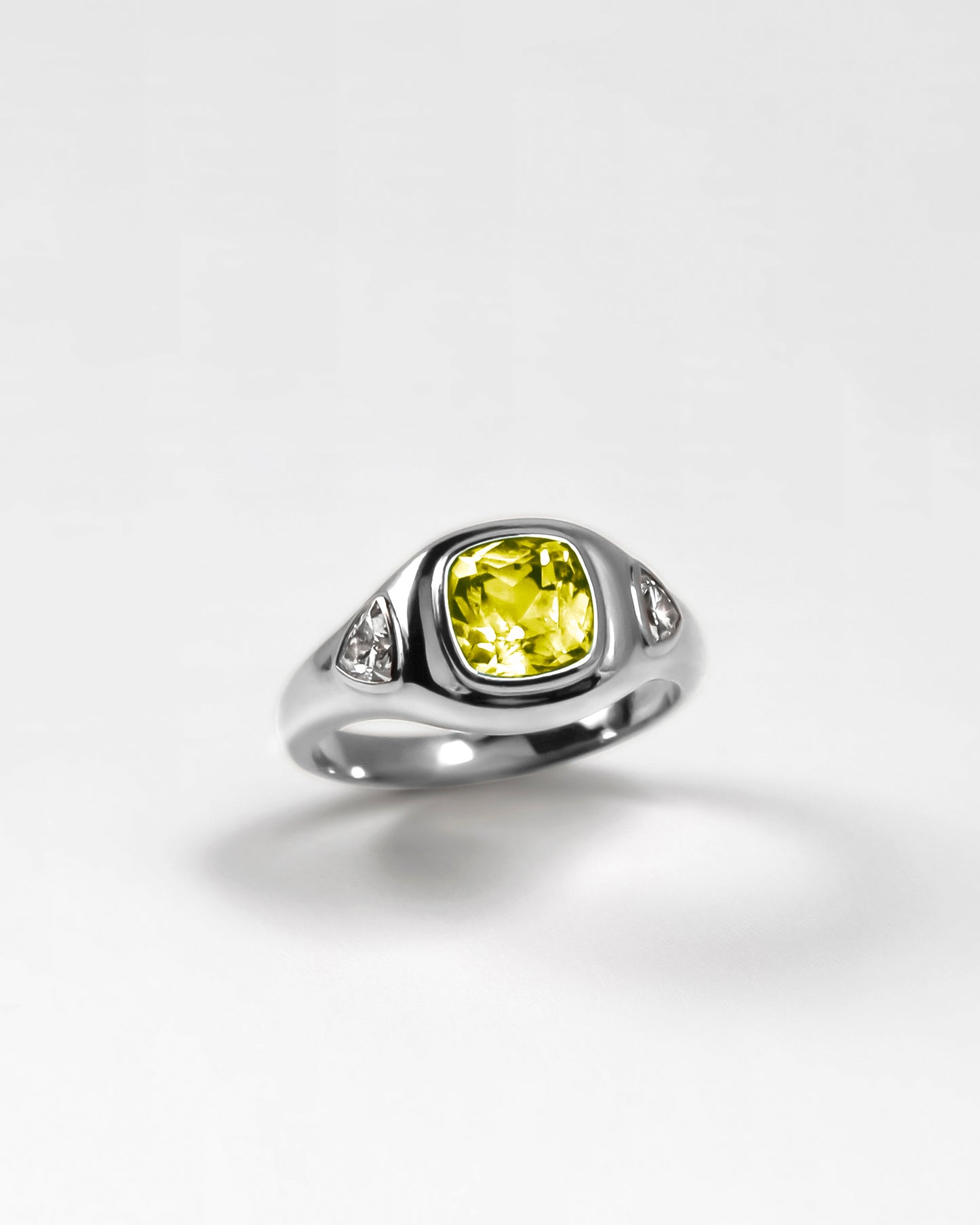 Puff Ring in 18K Gold