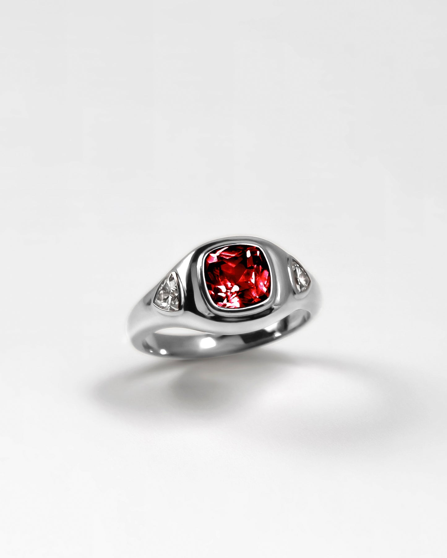 Puff Ring in 18K Gold