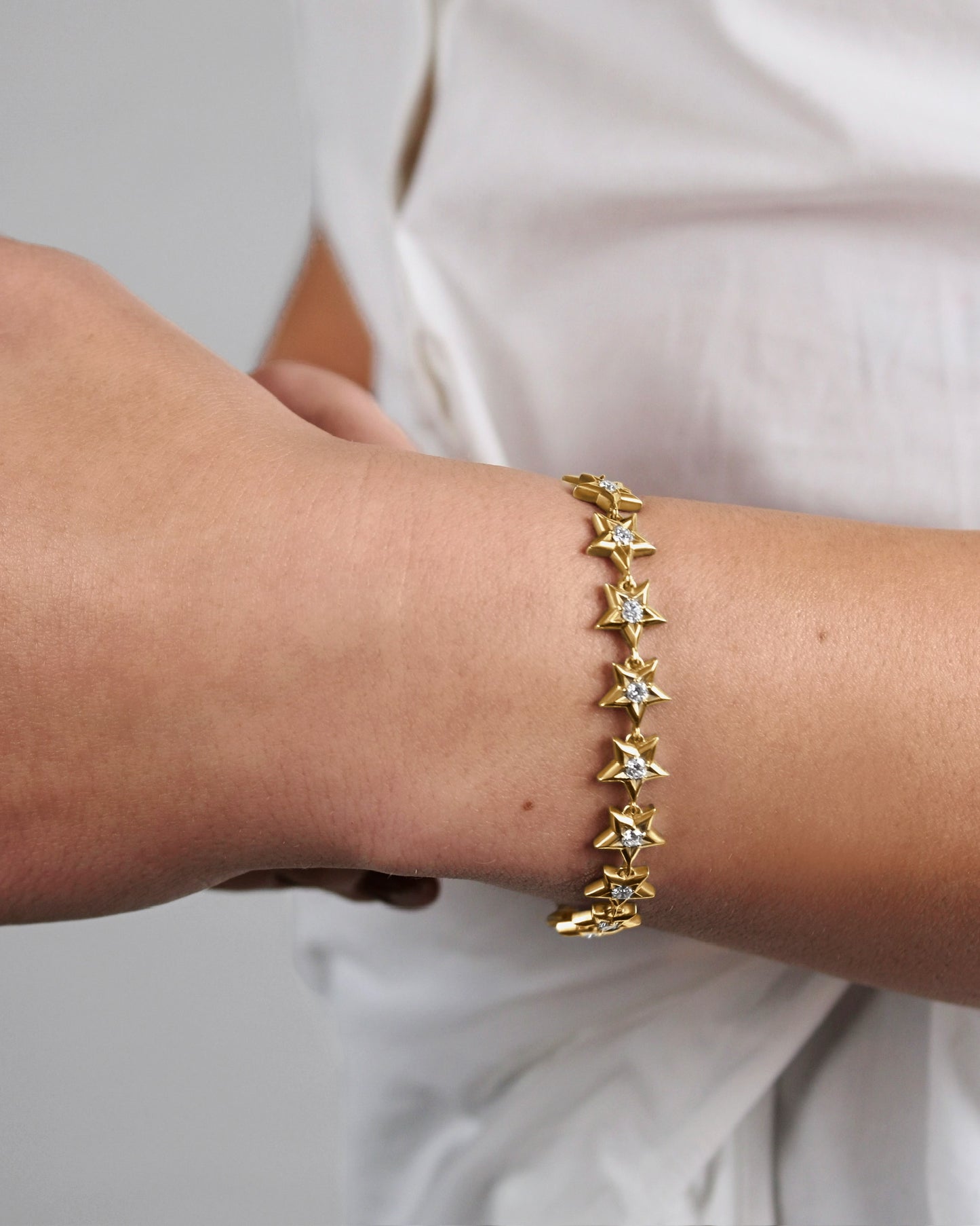 Diamond Star Link Bracelet in 18K Gold