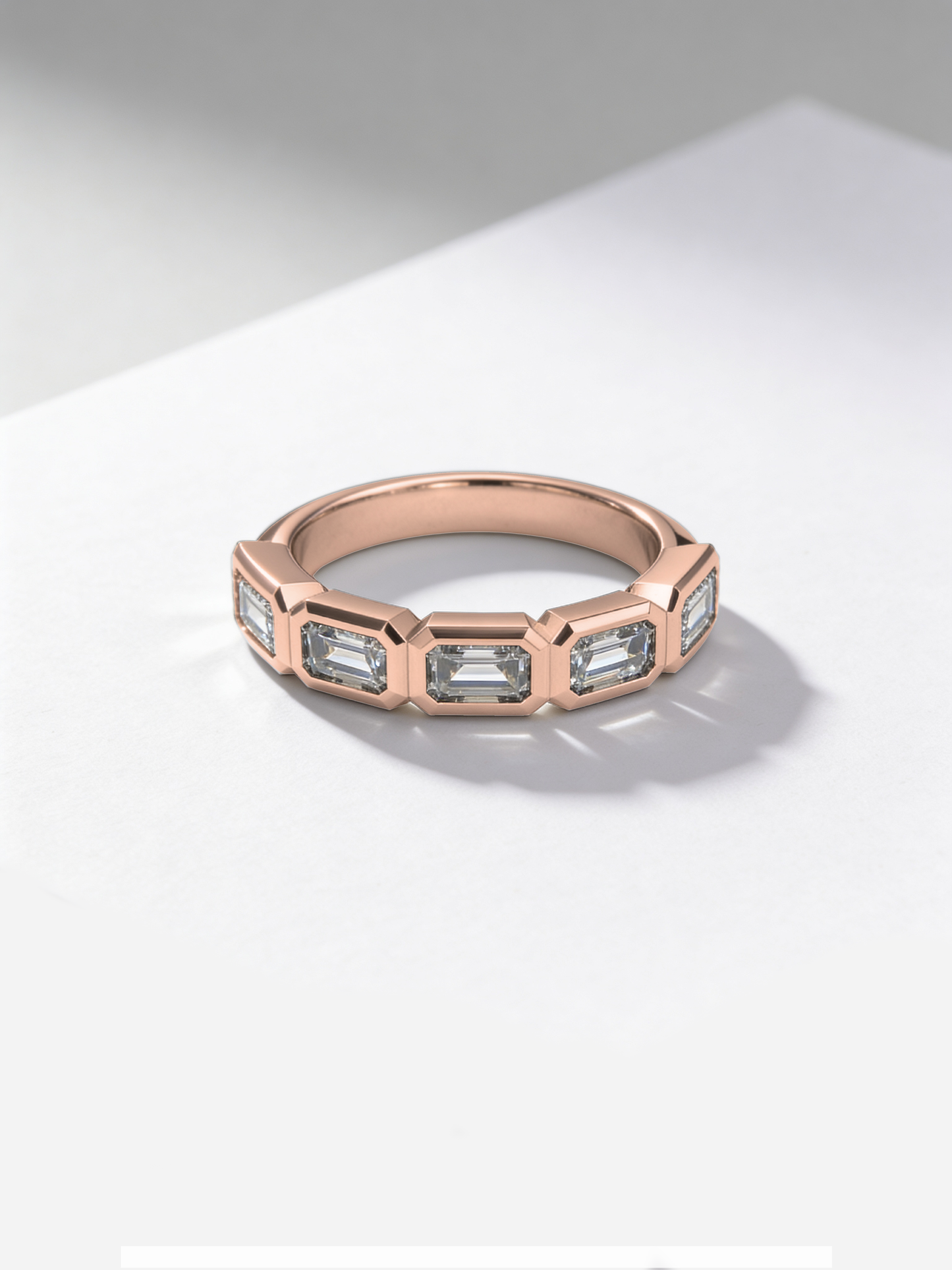 Brix Ring in 18k Gold with Diamonds