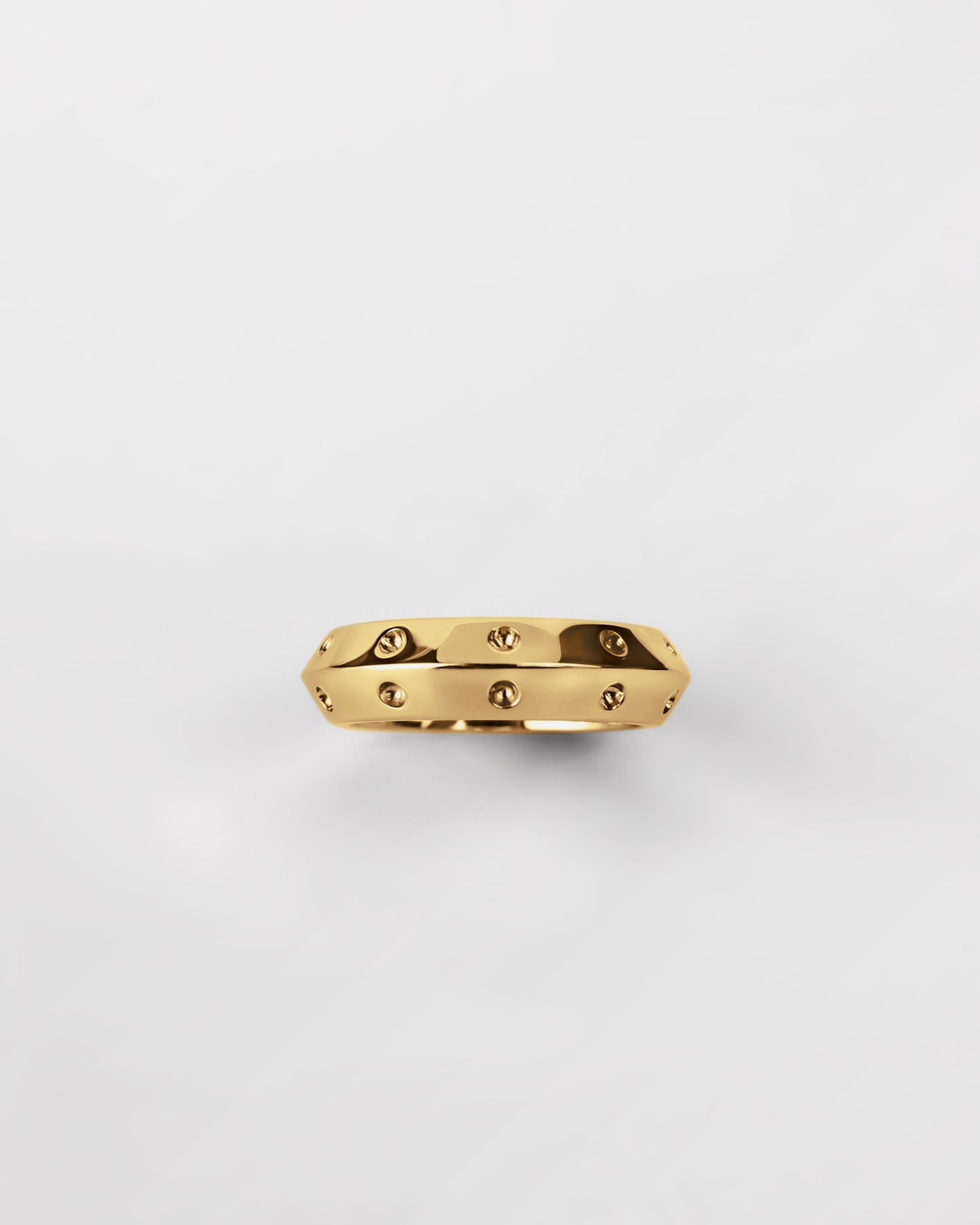 Rivet Ring in 18K Gold