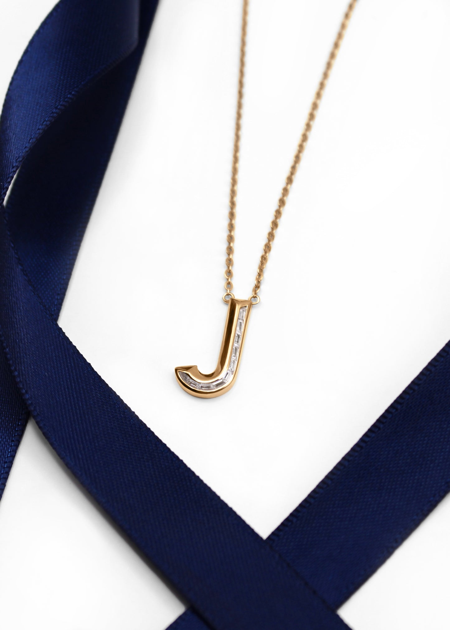 Diamond Initial Pendant in 18K Rose Gold