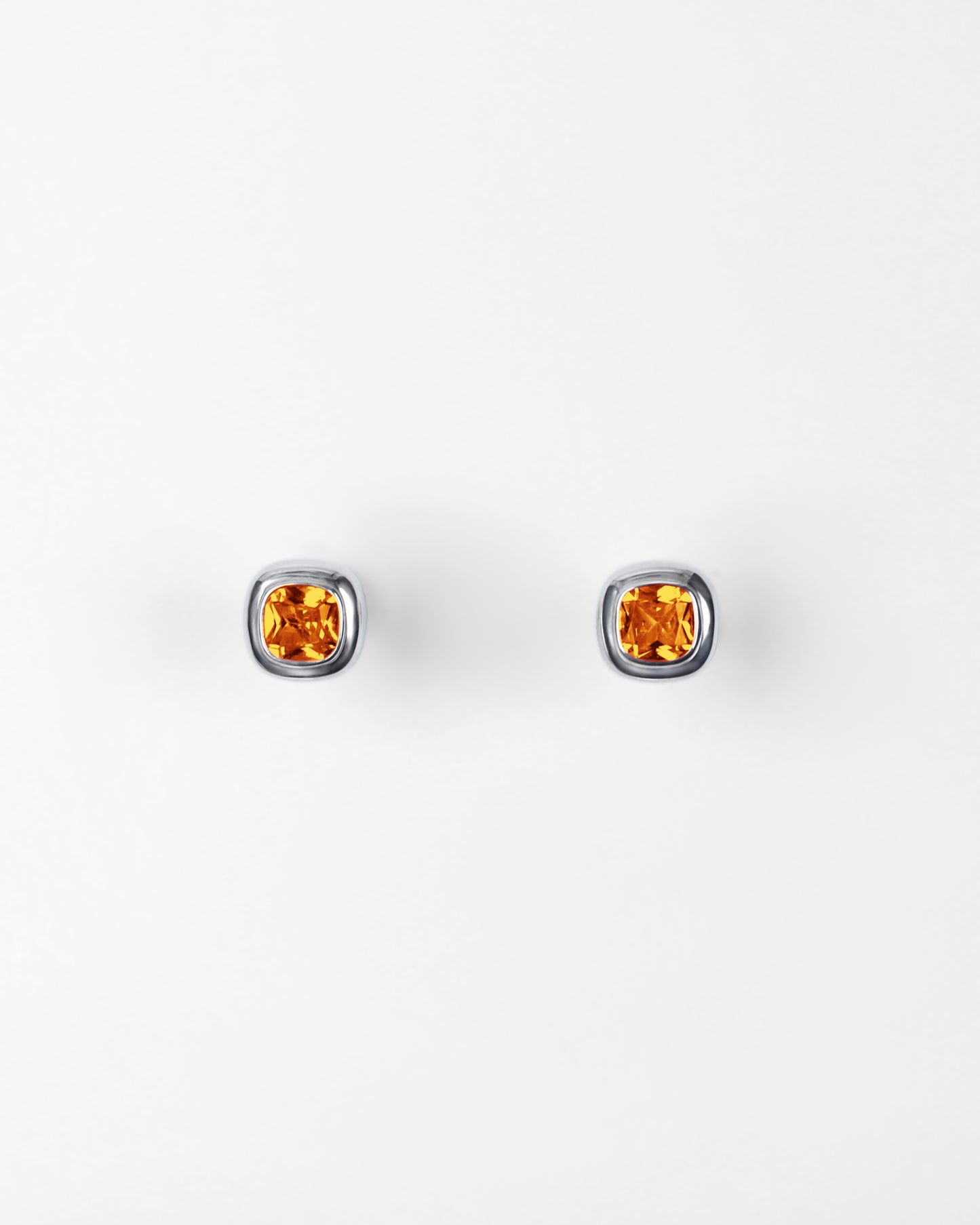 Puff Stud Earrings in 18K Gold