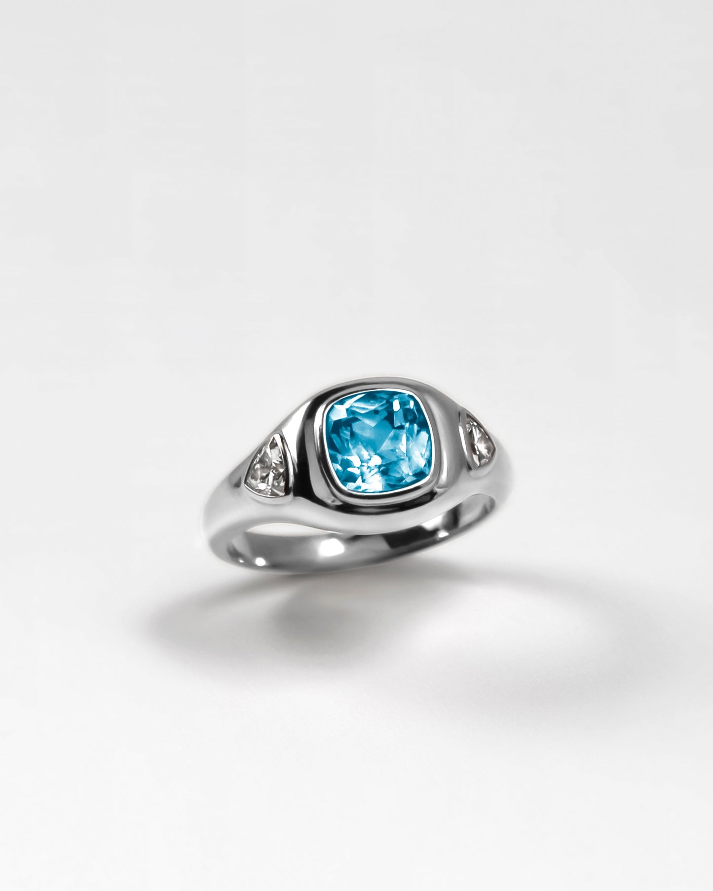 Puff Ring in Sterling Silver